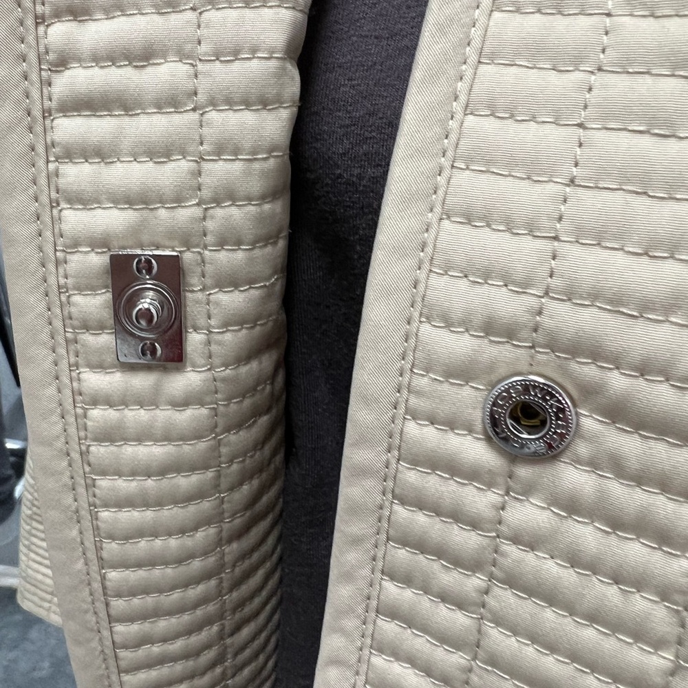 Talbot’s Lightweight Jacket - Picture 4 of 7